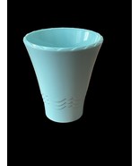 VTG Martha Stewart Everyday Turquoise Scalloped Plastic Mouth Rinsing Tu... - $345.20 MXN VTG Martha Stewart Everyday Turquoise Scalloped Plastic Mouth Rinsing Tu... - $345.20 MXN