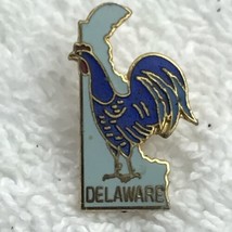 Delaware Rooster State Shape Pin Vintage Metal Enamel Gold Tone - £9.39 GBP