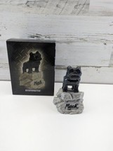 Mack Truck Bulldog Gift Advertising Dog Paperweight Granite Dog On Rock Ornate - £455.15 GBP