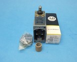 Allen Bradley 802T-D Limit Switch Top Push Roller Plunger Spring Return - $199.99