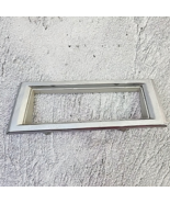 Ford D9AB15A226AB Ford Crown Victoria Front LH Side Marker Light Bezel T... - $65.78 CAD