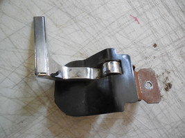 1985 ELDORADO RIGHT INSIDE DOOR HANDLE 1984 1983 1982 1981 1980 - $1,581.56 MXN