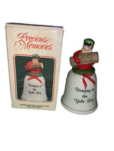 VINTAGE Precious Memories Porcelain Yule Log Holiday Bell 5674B EUC Christmas - £15.73 GBP
