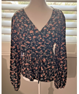 Shein Women&#39;s LUNE V-Neck Floral Print Belted Blouse Medium/L, Pre-Owned - $167.66 MXN