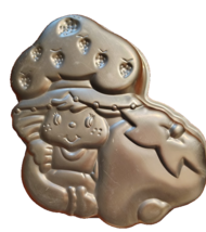 Vintage (1981) Wilton Strawberry Shortcake  13&quot; Cake Baking  Pan - $9.16