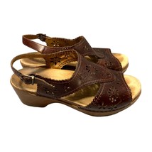 Dansko Womens Size 40 9.5 Brown Strappy Sandals Leather Wedge - £20.24 GBP