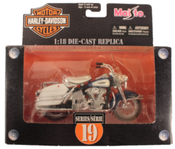 Maisto 1:18 Harley-Davidson Series 19 1966 FLH Electra Glide Motorcycle - €9,61 EUR