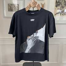 NWOT Nagri Off T-shirt Men Graphic Print Short Sleeve Black M - $268.33 MXN