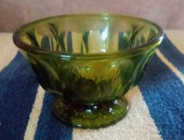 Vintage Anchor Hocking Emerald Green Glass Fairfield Footed Bowl Candy Dish - $17.50