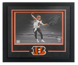 Joe Burrow Autographed Bengals &quot;Throwing&quot; Framed 11&quot; x 14&quot; Photo Fanatics - $1,195.00