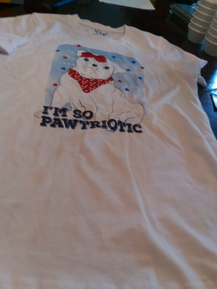 I'm so pawtriotic t-shirt