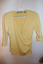 Liz Claiborn Women&#39;s Top Crossover Draped Yellow Jersey Fabric Sz M - $14.85