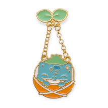 Pokemon Fantasy Enamel Pin: Bulbasaur in Planter - $12.90