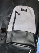 Steve Madden Unisex Black /Grey Fabric/ Faux Leather - $29.70