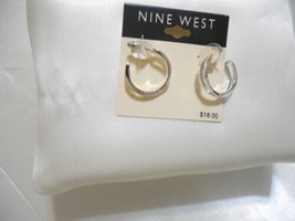 Nine West 1&quot; Silver Tone CrissCross Stud Hoop Earrings Y611 - £9.16 GBP