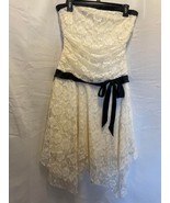 EUC Hourglass Cream Lace Dress with Black Ribbon Trim Size Small - £20.24 GBP
