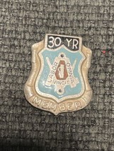 Vintage Carpenters Union 30 Yr Member Labor Omnia Vincit Enamel Lapel Pin - £14.30 GBP