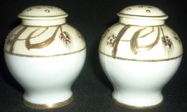 Antique Handpainted Gold Gilded Nippon Japan Salt &amp; Pepper Shakers - £12.55 GBP