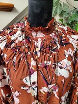 Chelsea. 28 Women Brown Floral Polyester Mock Neck Long Sleeve Top Blouse Size S - £39.96 GBP