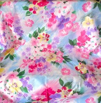 Bright Bouquet of Flowers Chintz Fabric 2 yds., Crafts, Home Decor, Vintage - £8.17 GBP