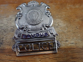 SAUGUS MASSACHUSETTS HAT BADGE BX 28  - $1,332.36 MXN
