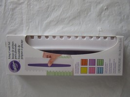 Wilton Icing/frosting cake Comb 3 Piece Set - NEW - £10.27 GBP
