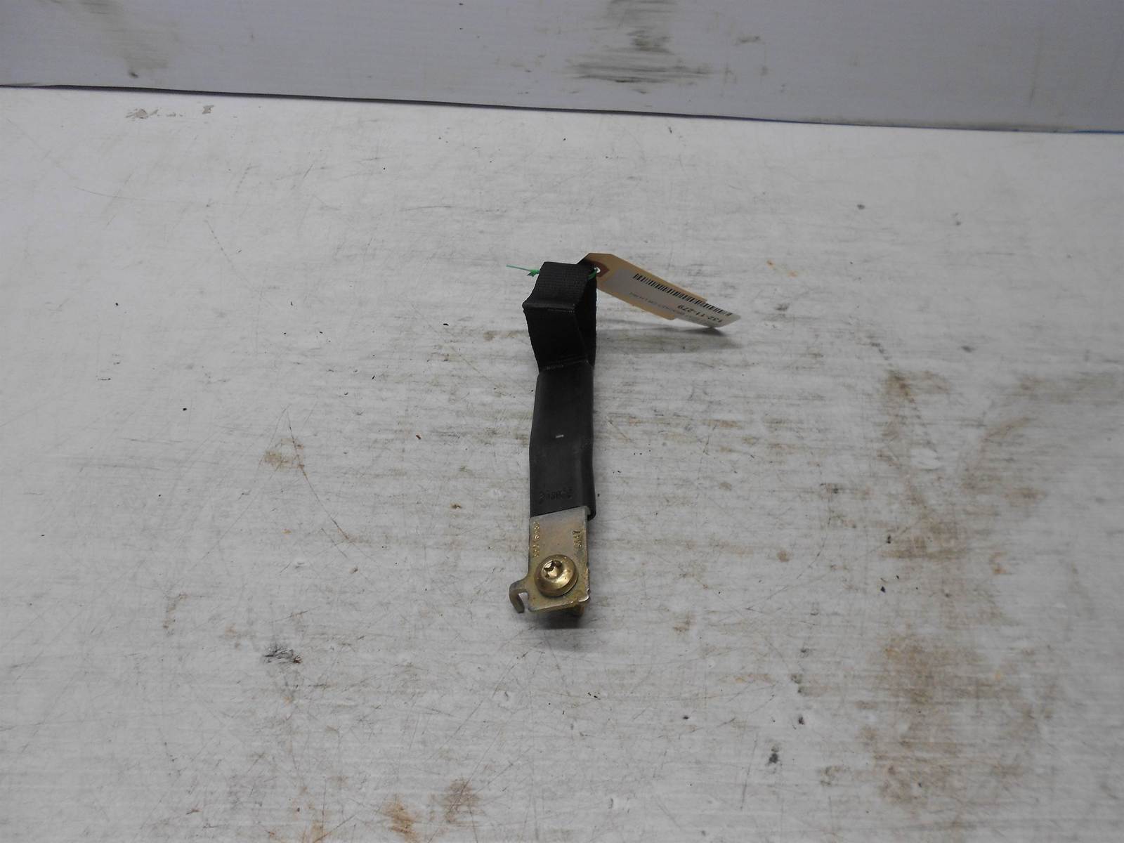 FORD F150 REAR LEFT Right Center SEAT ANCHOR OEM 33016582A - $19.99