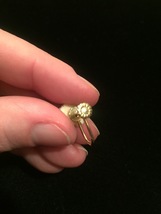  Vintage Krementz rose and gold leaves brooch and screw back earrings image 8