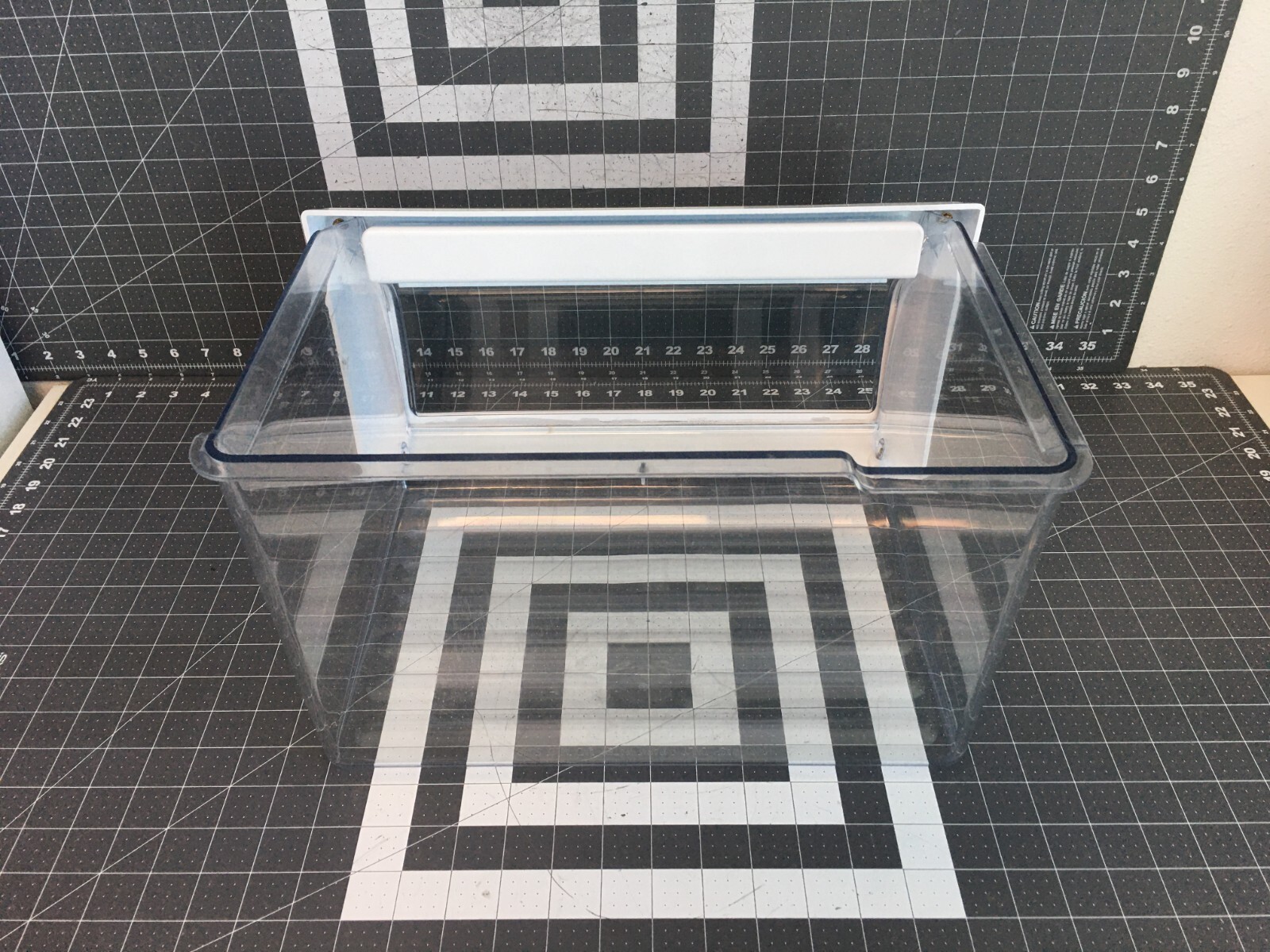 Whirlpool Refrigerator Freezer Container P# WP2266932 2266932 Item image 3