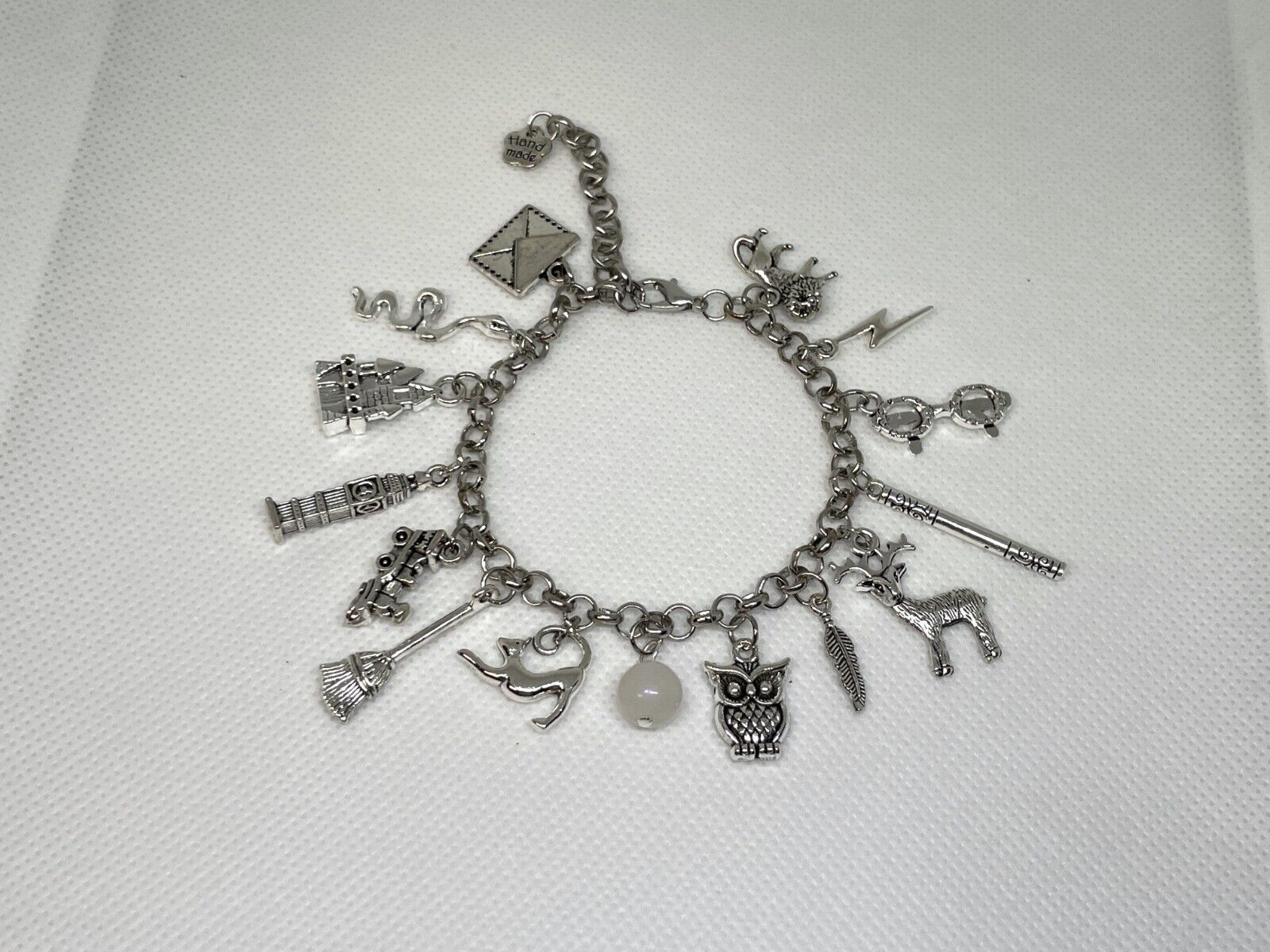 Magic Wizard ~*Harry Potter* Wizarding World Charm Bracelet!!   **B-5** - $16.98