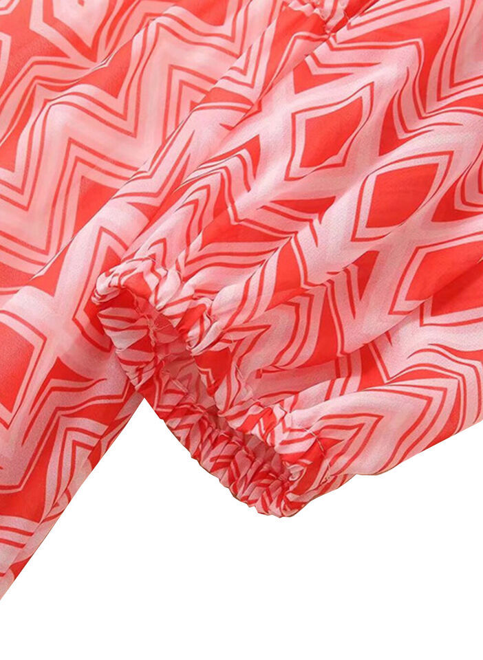Celeb Paris Hilton Inspired Geo Printed Elbow Sleeve Fit-and-Flare Tiered Dress Item image 8