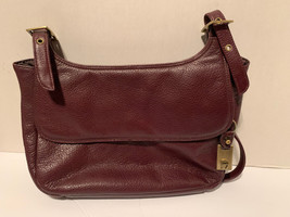 Vintage Etienne Aigner Medium Leather Shoulder Purse with Detachable Key Chain - £12.77 GBP