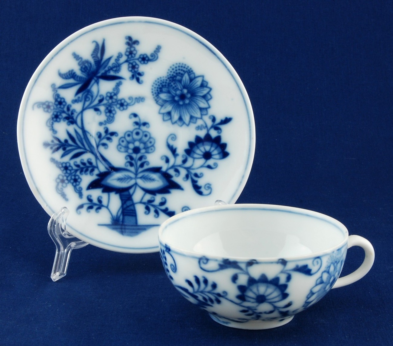 Carlsbad Blue Onion Cup & Saucer Vintage Blue & White Porcelain Austria  Item image 2