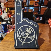 Vintage MLB New York YANKEES Foam Finger good condition - £9.45 GBP