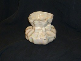 Opalescent Holland Mold White Bag with Bow Planter E.K. signed 4 3/4&quot; - £11.07 GBP