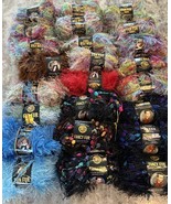 Lion Brand Yarn FANCY FUR Mix Colors Lot Of 24 Yarns See Picture! New - €42,42 EUR