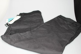 NEW Lee Women&#39;s Capri Pants Relaxed Presley Knit Waist size 8P Black - £15.57 GBP