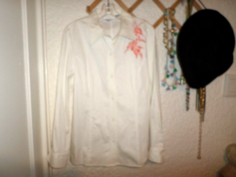 DANA BUCHMAN White Floral Embroidered Cotton Blend Button Down Tunic Shirt Sz 10 - £19.46 GBP