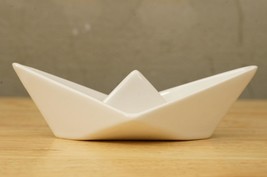 Vintage Tobacco Ashtray Bowl Navigator Porcelain White O-Lab Origami Paper Boat - £97.10 GBP