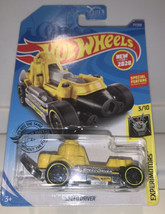 2017 Hot Wheels Yellow Speed driver Experimotors #77 - £3.94 GBP