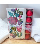 Delegar Kitschy Guest Soap &amp; Towels Set USA #535 Strawberries Red Cakes - $18.58