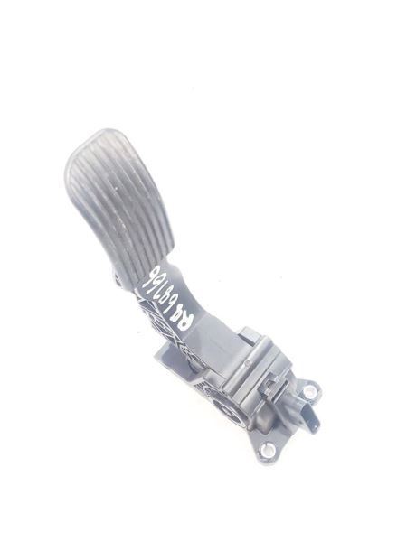 2020 Mercedes Sprinter Van 2500 OEM Accelerator Pedal Sensor a9073010200  Item image 2