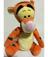 Tigger Plush Walt Disney World Winnie the Pooh - $222.70 MXN