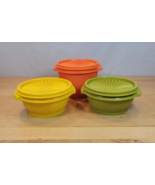 Vintage TUPPERWARE Bowls #1323 &amp; #886 Instant Seals lids Set of 3 Harvest - $19.99