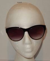 H&amp;M Women’s Cat Eye Sunglasses Black &amp; Beige Frame Gradient Brown Lenses... - $14.80
