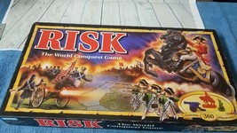1993 PARKER BROTHERS RISK WORLD CONQUEST BOARD GAME COMPLETE IN BOX NICE... - $19.85