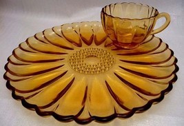 1950s Amber Glass FLOWER POWER Luncheon Set 15 pieces - £52.74 GBP