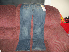 Mossimo Medium Wash Boot Cut Jeans Size 3 Women&#39;s  NEW HTF - £17.51 GBP