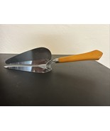Vtg Bakelite Serving Spatula w/ Butterscotch Handle (9.5”) - $27.77 CAD