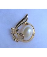 Vtg Gold Tone Metal Faux Pearl Pin Brooch Womens Costume Jewelry 1-7/8&quot; ... - £4.66 GBP